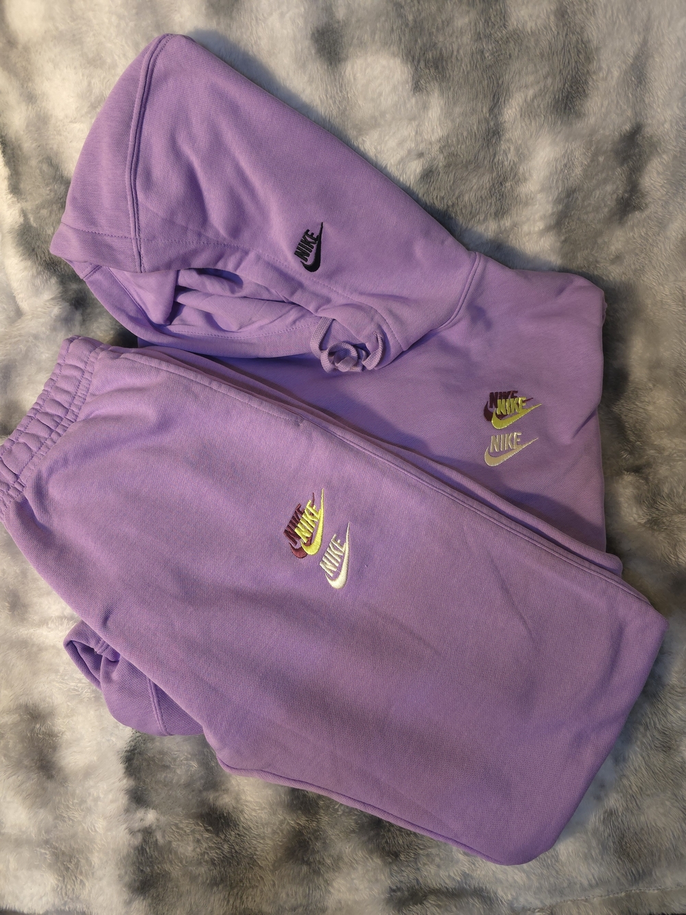 Nike Unisex Lavender Logo Jogger Set NWT